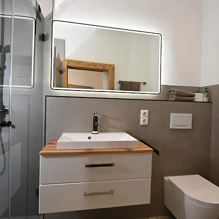 Laemmche, Eg Mit Eingezaeuntem Garten Apartmán *