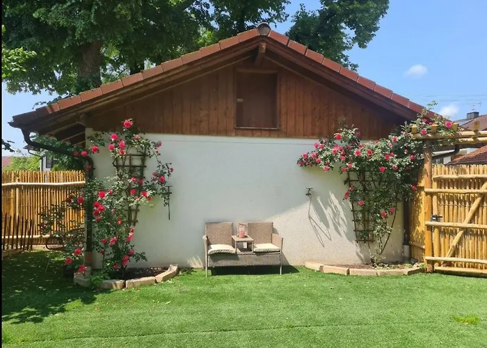 Lämmche, Eg Mit Eingezäuntem Garten